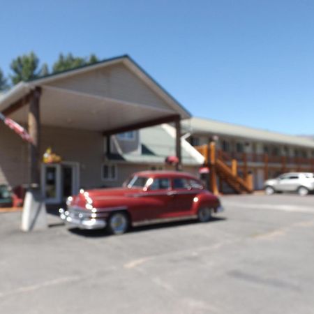 Clark Fork Lodge Exterior photo